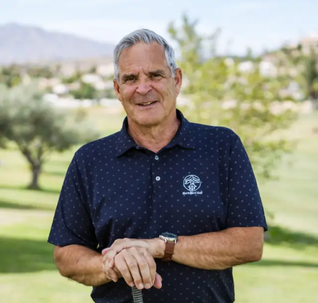 Escuela de golf de Lauro Golf, clases de golf en Málaga